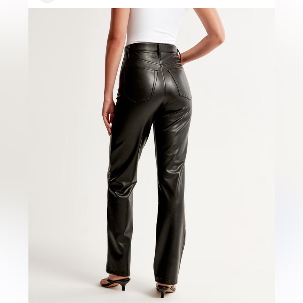 Women’s Abercrombie Black Jeans